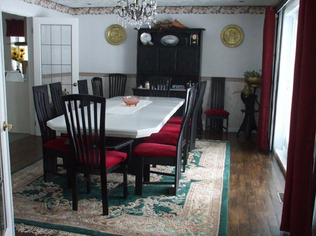 Cote St-Hermas Gite Au Vignoble Мирабел Екстериор снимка